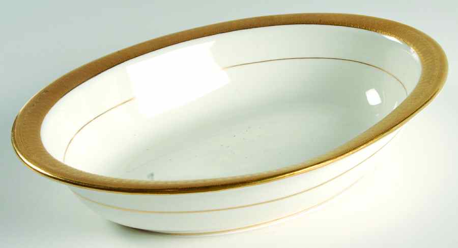 G6285 9" Oval Vegetable Bowl by Minton-1