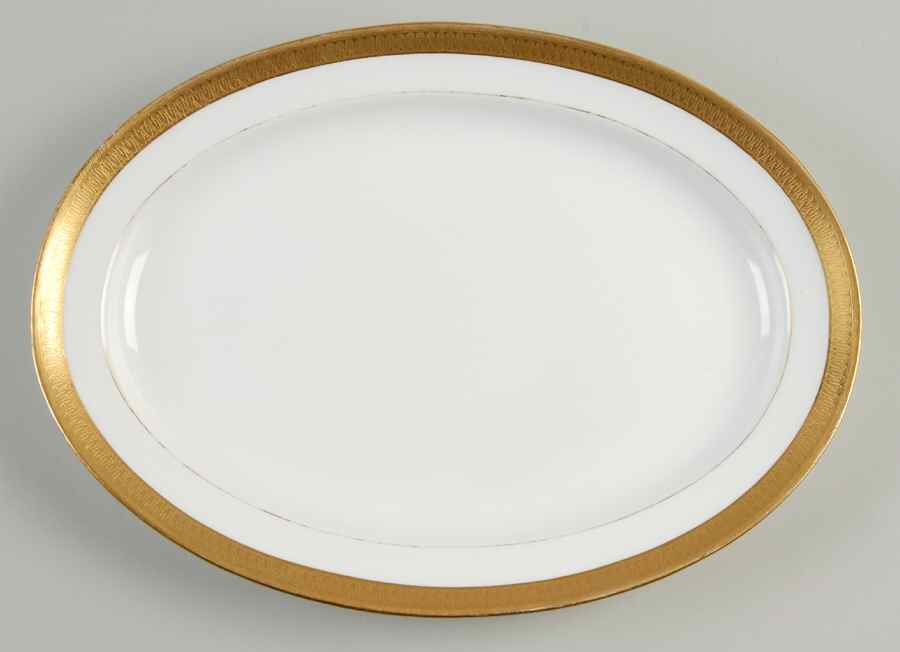 G6285 13" Oval Serving Platter by Minton-1