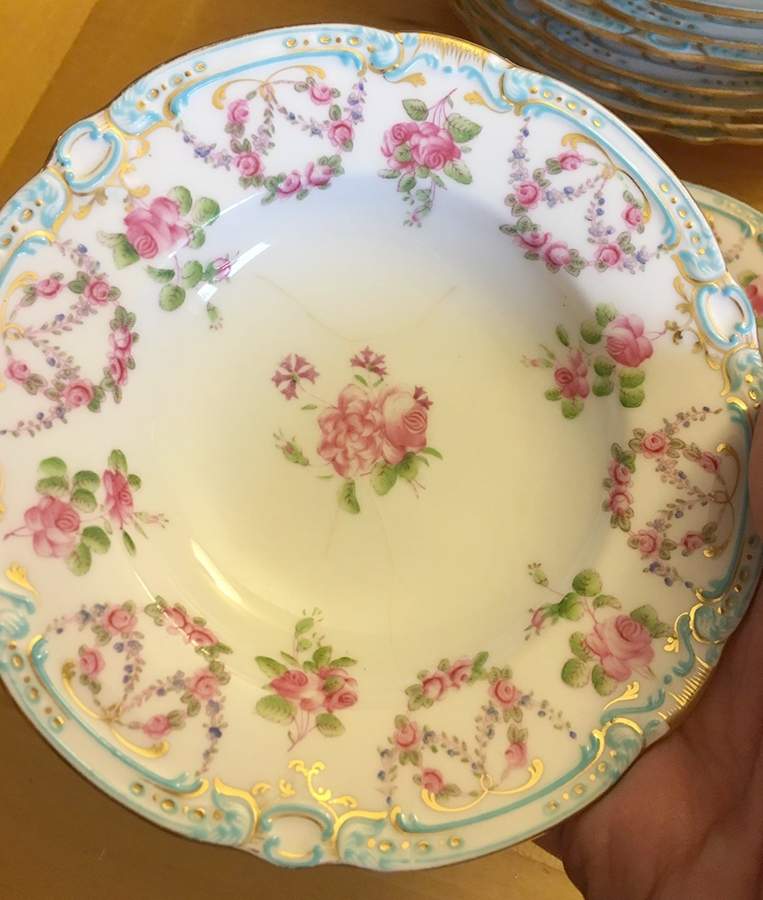 G7788 Dinner Plate by Minton-1