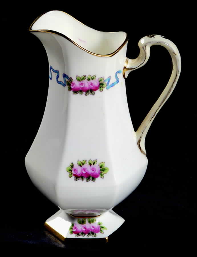 G9015 Creamer by Minton-1