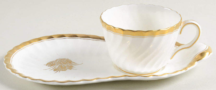 Gold Crocus Plate for Dessert Plate & Cup Set by Minton-1