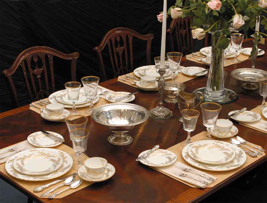 Golden Fern 40 Piece Estate Set by Minton-1