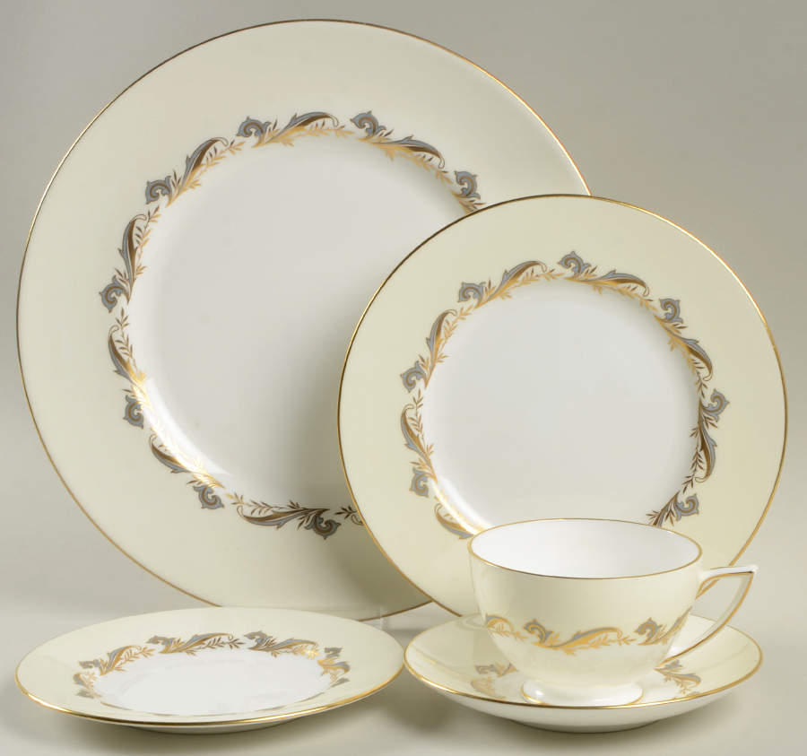 Gold Laurentian 5 Piece Place Setting by Minton-1