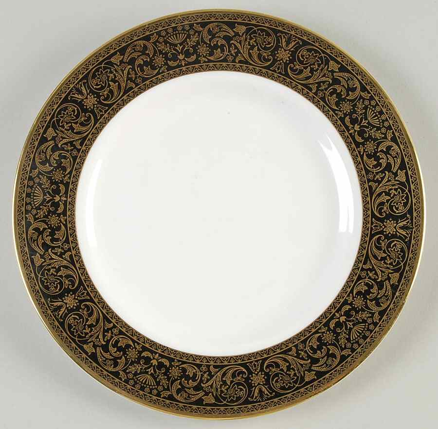Grandee Luncheon Plate by Minton-1