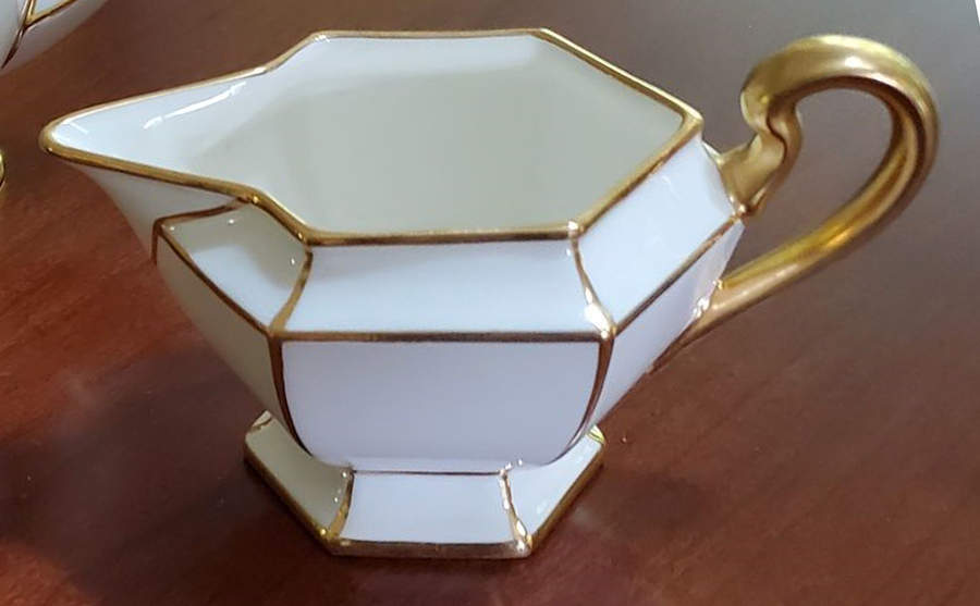 H1659 Creamer by Minton-1
