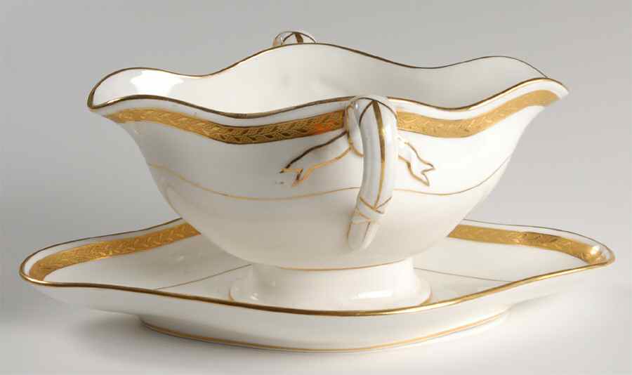 H1916 Gravy Boat & Underplate by Minton-1