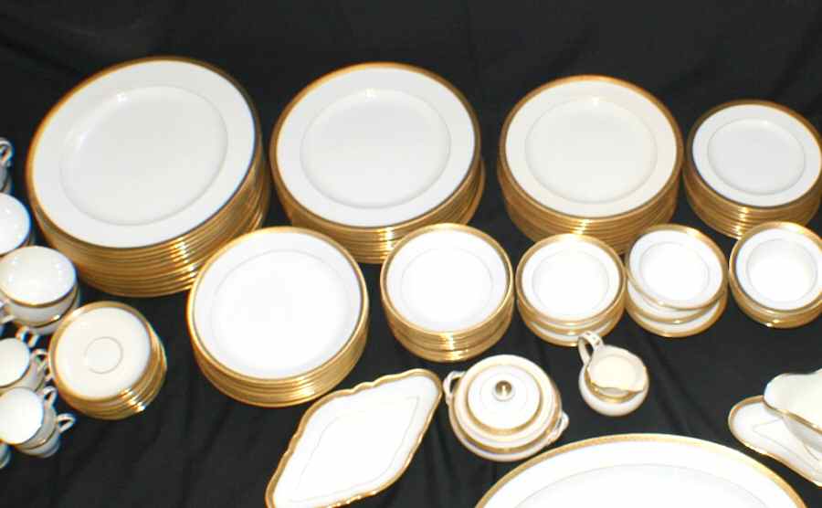 H1993 Salad Plate by Minton-1