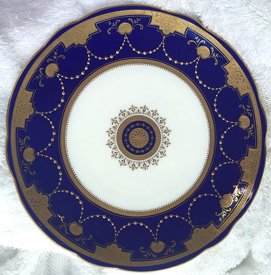 H229 Dinner Plate by Minton-1
