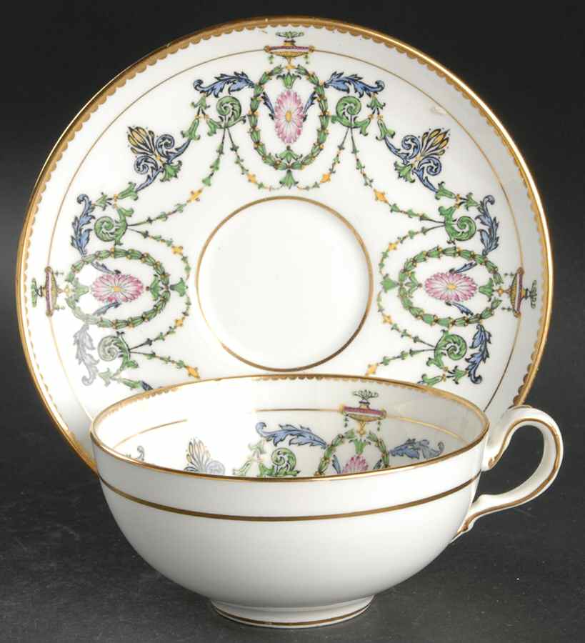 H2581 Flat Cup & Saucer Set by Minton-1