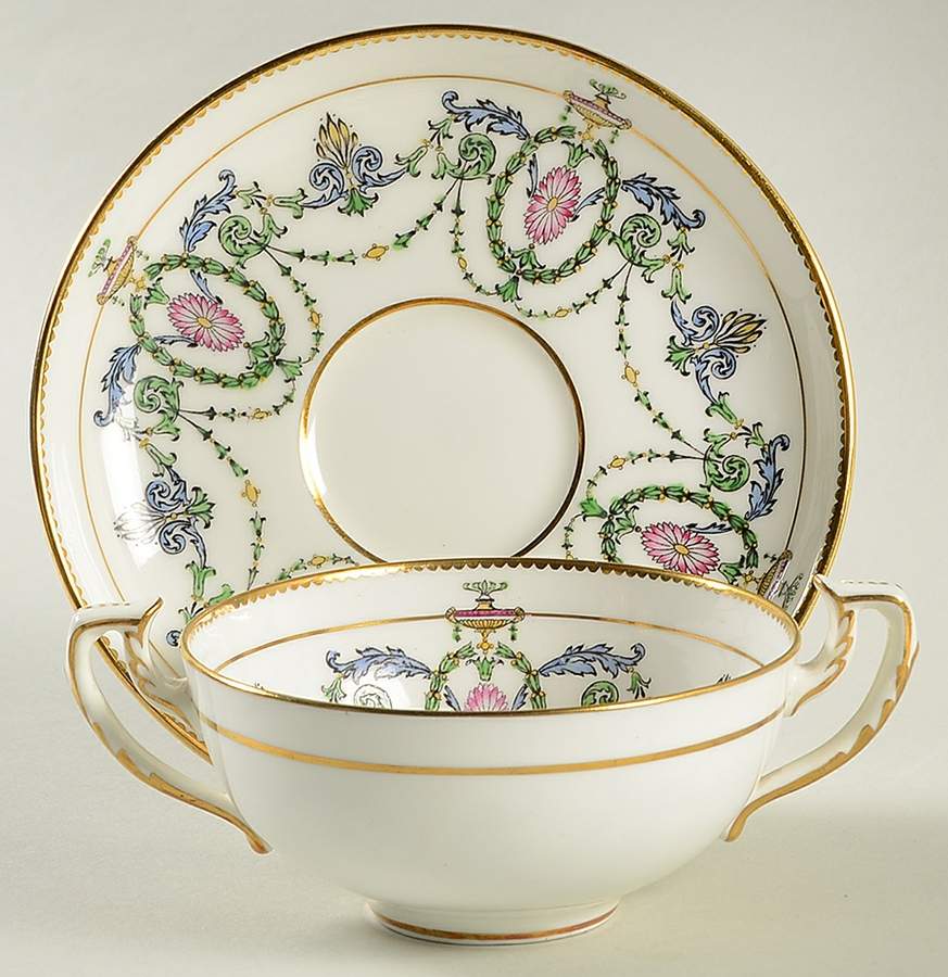 H2581 Flat Bouillon Cup & Saucer by Minton-1