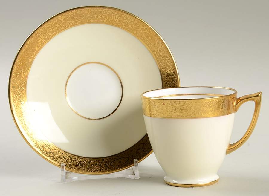 H3046 Flat Demitasse Cup & Saucer Set by Minton-1