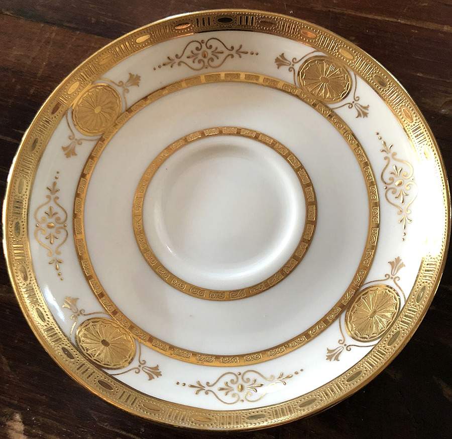 H3684 Saucer by Minton-1