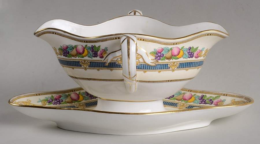 H3742 Gravy Boat & Underplate by Minton-1
