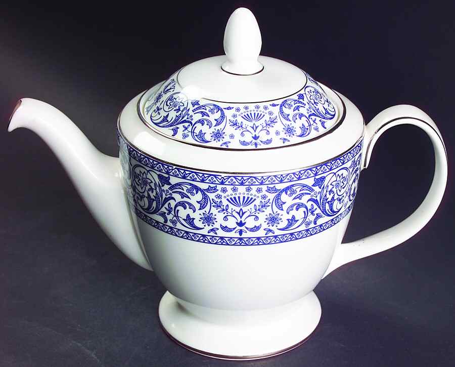 Infanta Teapot & Lid by Minton-1