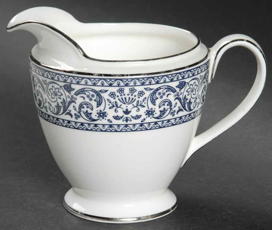 Infanta Mini Creamer by Minton-1