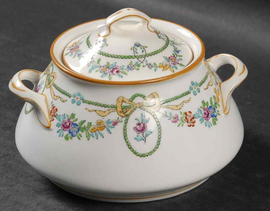 Ivanhoe Sugar Bowl & Lid by Minton-1