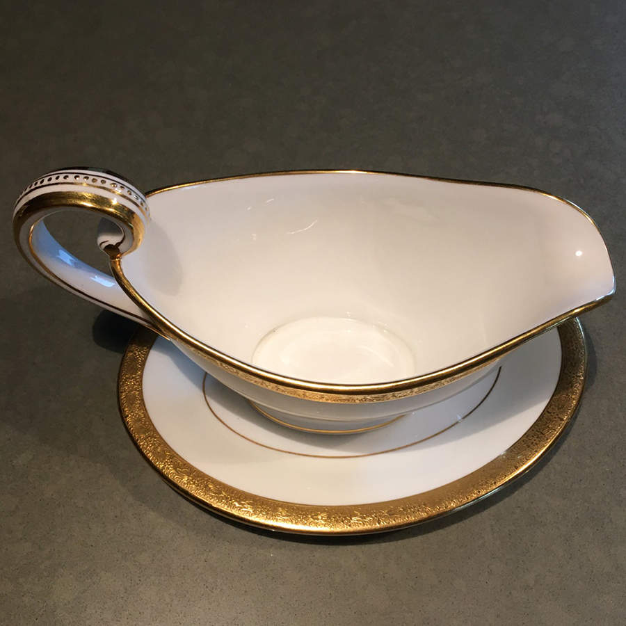 Ivory Gravy Boat & Underplate by Minton-1