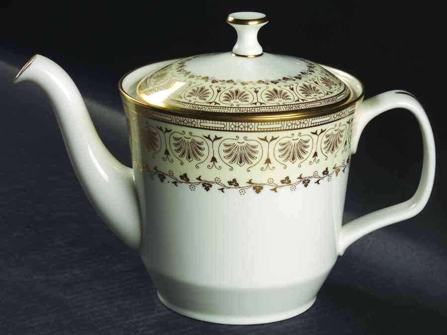 Jubilee Teapot & Lid by Minton-1