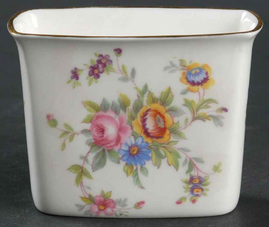 Lorraine (#S560, White Border) Cigarette Holder by Minton-1