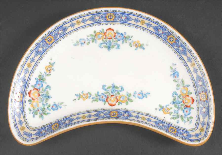 Luxor Crescent Salad Plate by Minton-1