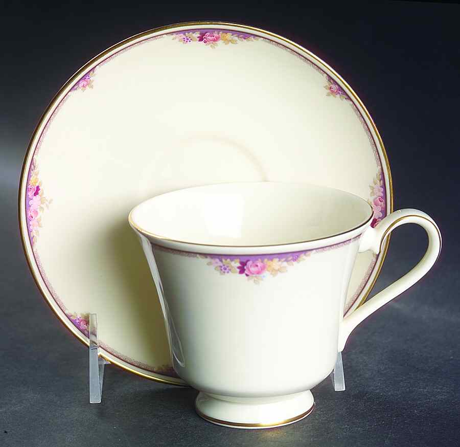 Lyndhurst Footed Cup & Saucer Set by Minton-1