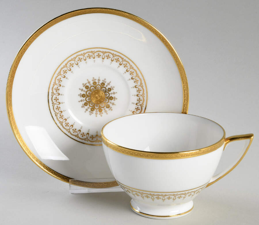 H5279 Footed Cup & Saucer Set by Minton-1