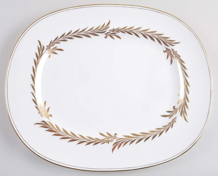 Malta Gold (H4901) 16" Oval Serving Platter by Minton-1