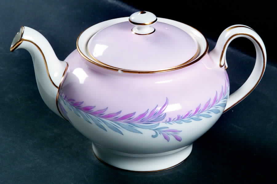 Malta Pink Teapot & Lid by Minton-1