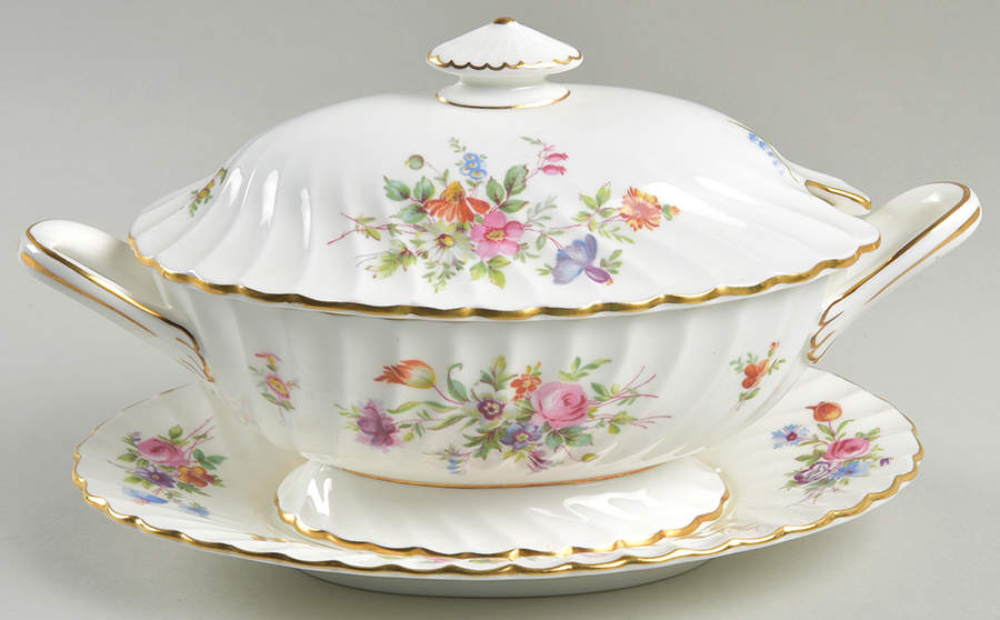 Marlow (Older, Globe Backstamp) Sauce Boat & Lid with Underplate by Minton-1