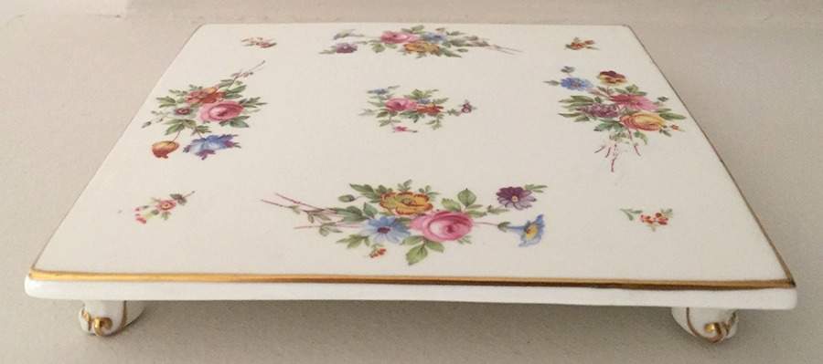 Marlow (Older, Globe Backstamp) Tea Tile by Minton-1