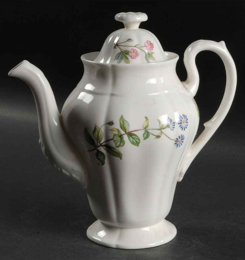 Meadow Scalloped Mini Coffee Pot & Lid by Minton-1