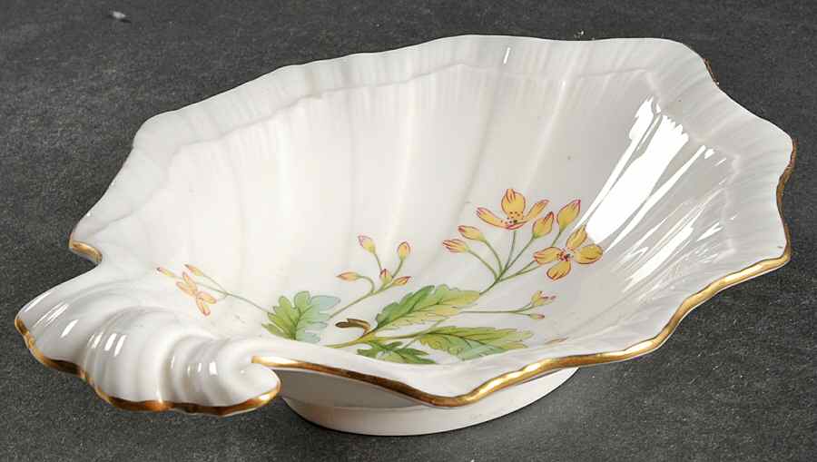 Meadow Scalloped Leaf Shaped Dish by Minton-1