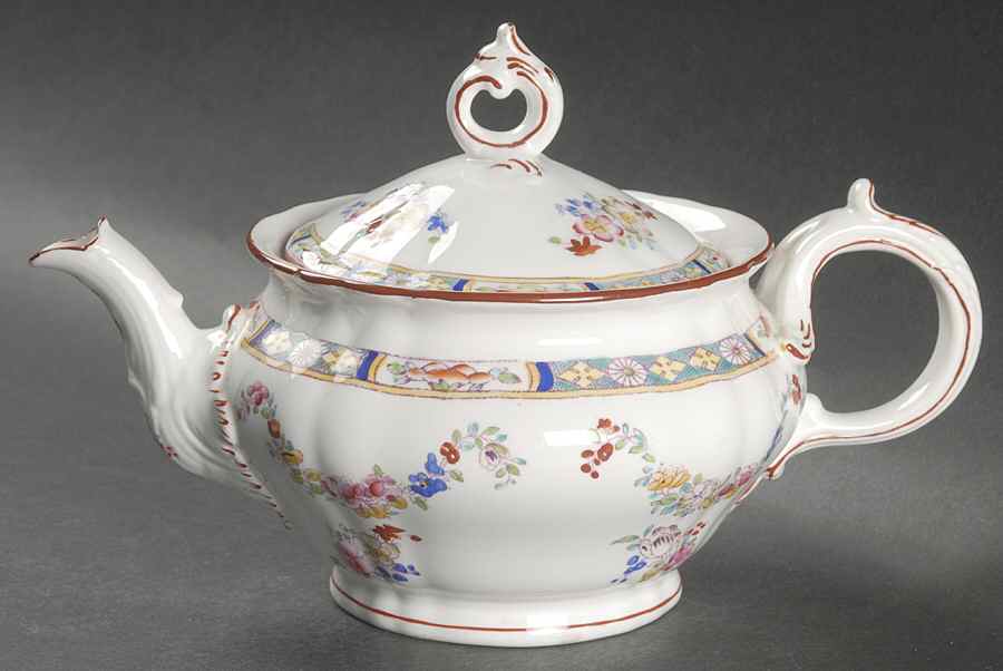 Minton Rose (Older, Scaloped) Teapot & Lid by Minton-1