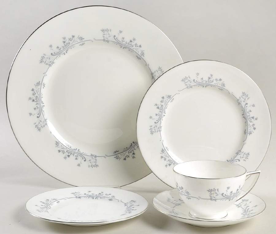Pandora 5 Piece Place Setting by Minton-1