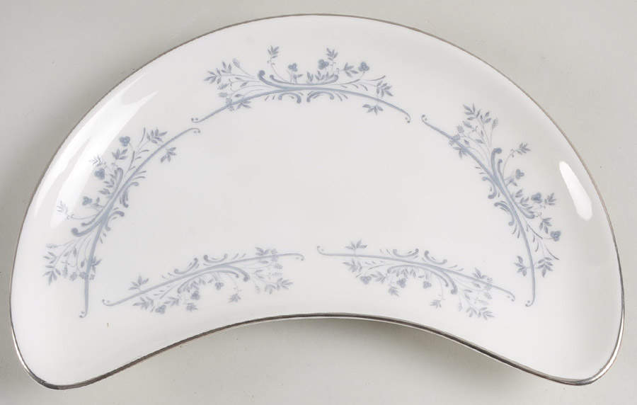 Pandora Crescent Salad Plate by Minton-1