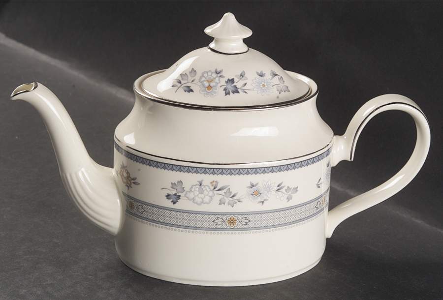Penrose Teapot & Lid by Minton-1