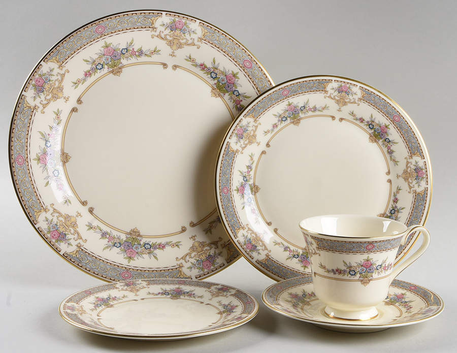 Persian Rose (Newer) 40 Piece Estate Set by Minton-1