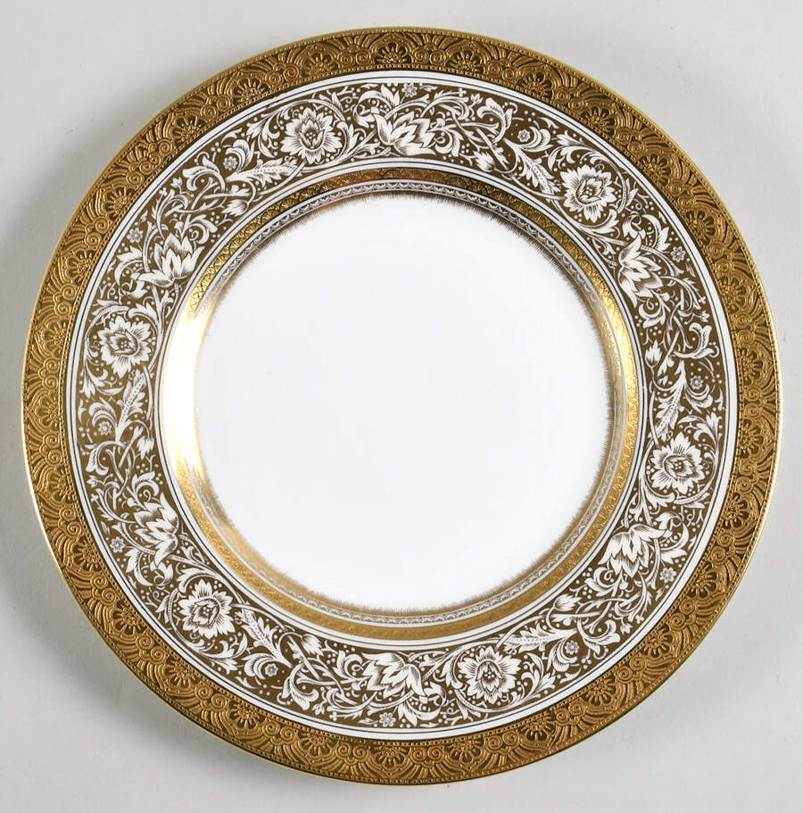 Porcelain Ball Ivory Luncheon Plate by Minton-1