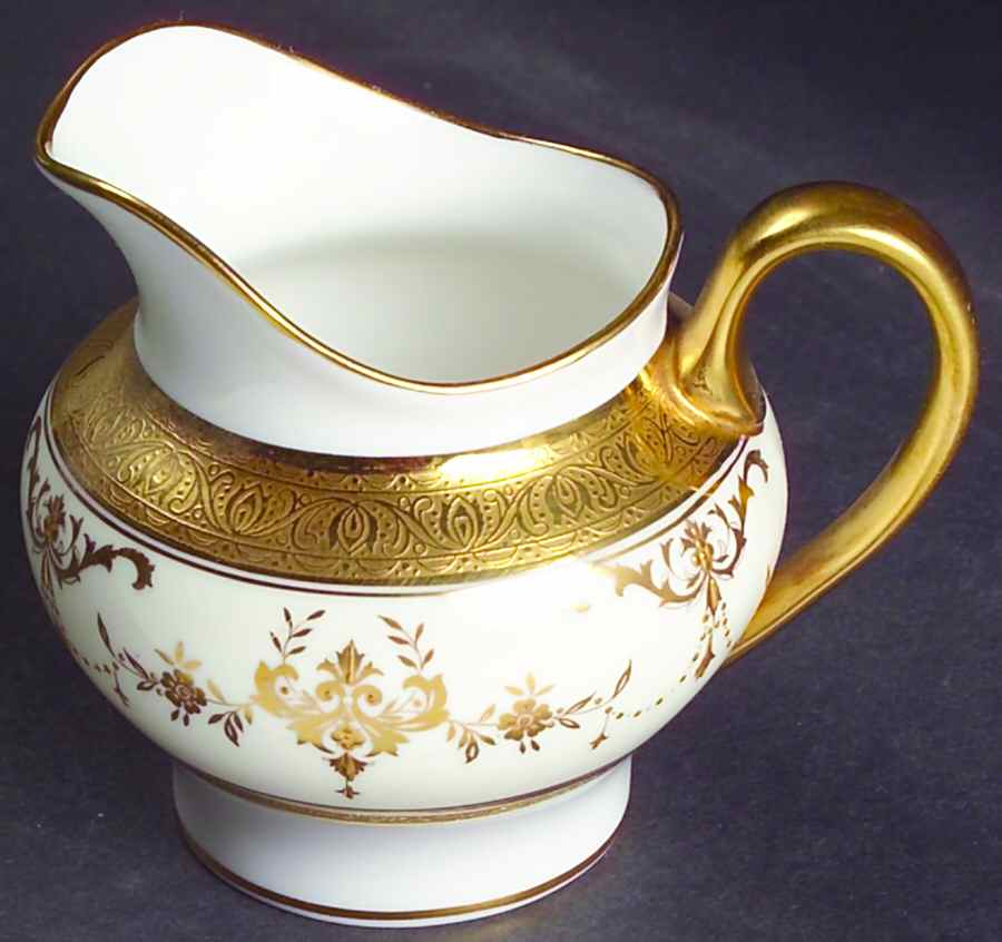 Riverton Mini Creamer by Minton-1