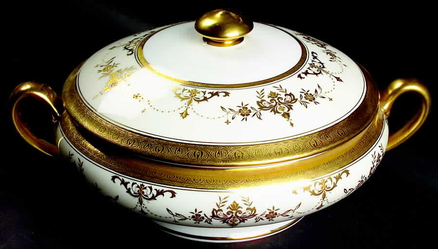 Riverton Round Covered Vegetable by Minton-1