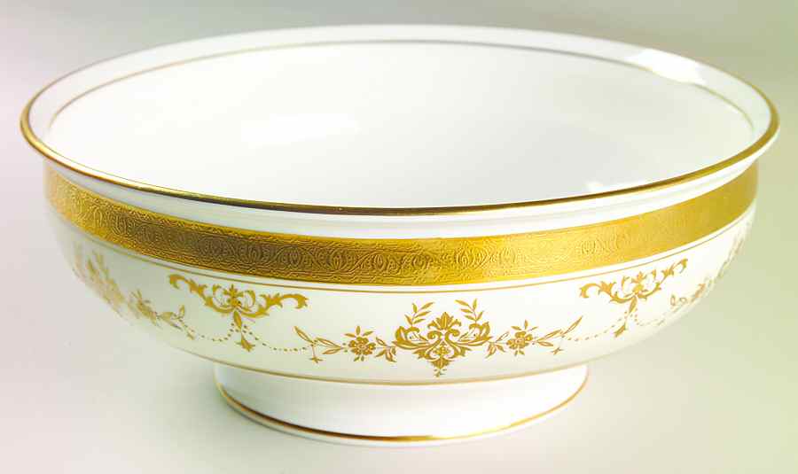 Riverton 10" Large Salad Serving Bowl by Minton-1