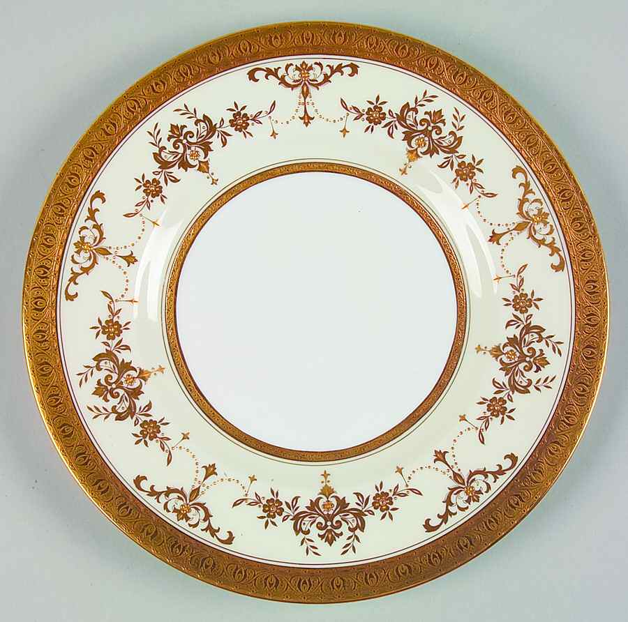 Riverton Luncheon Plate by Minton-1