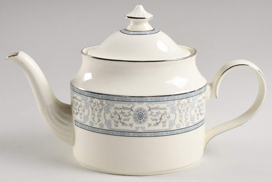 Sharnwood Teapot & Lid by Minton-1