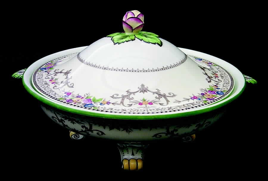 Shaftesbury Round Covered Vegetable by Minton-1