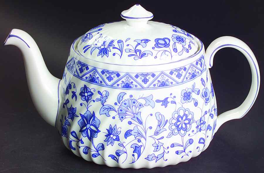 Shalimar Teapot & Lid by Minton-1