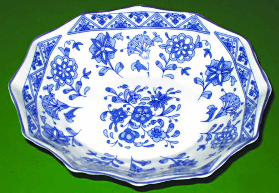 Shalimar 5" Oval Tray by Minton-1