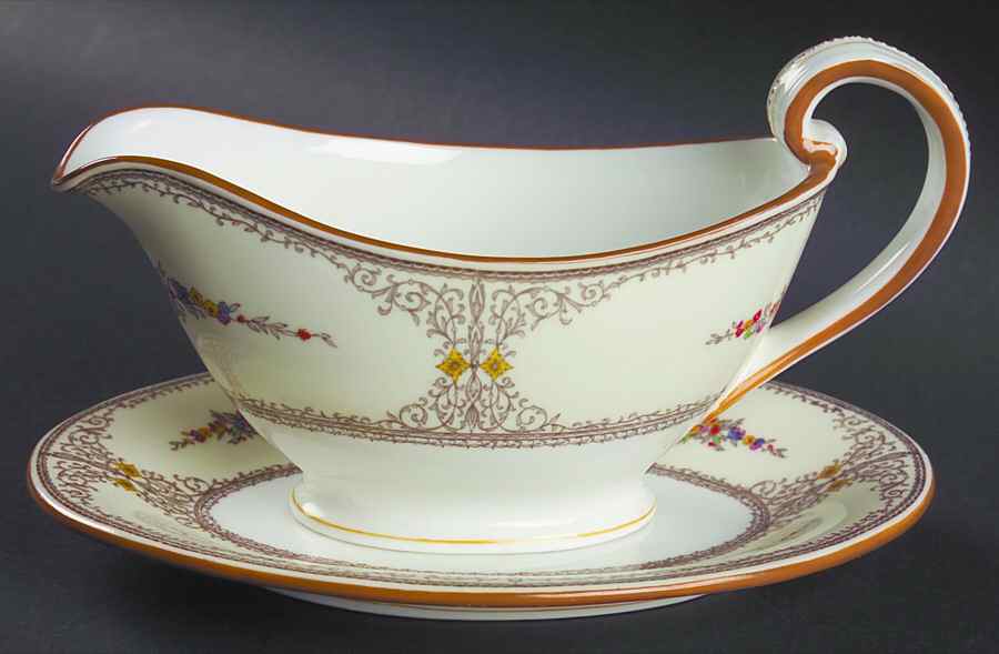Sheridan Gravy Boat & Underplate by Minton-1