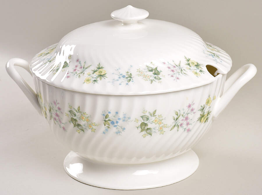 Spring Valley Tureen & Lid by Minton-1