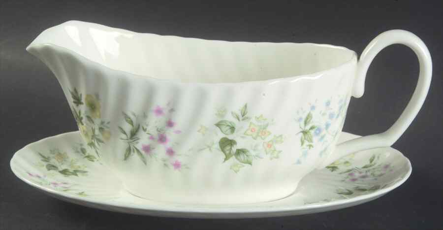 Spring Valley Gravy Boat & Underplate by Minton-1