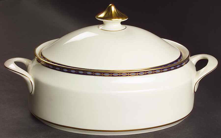 St. James Oval Covered Vegetable by Minton-1